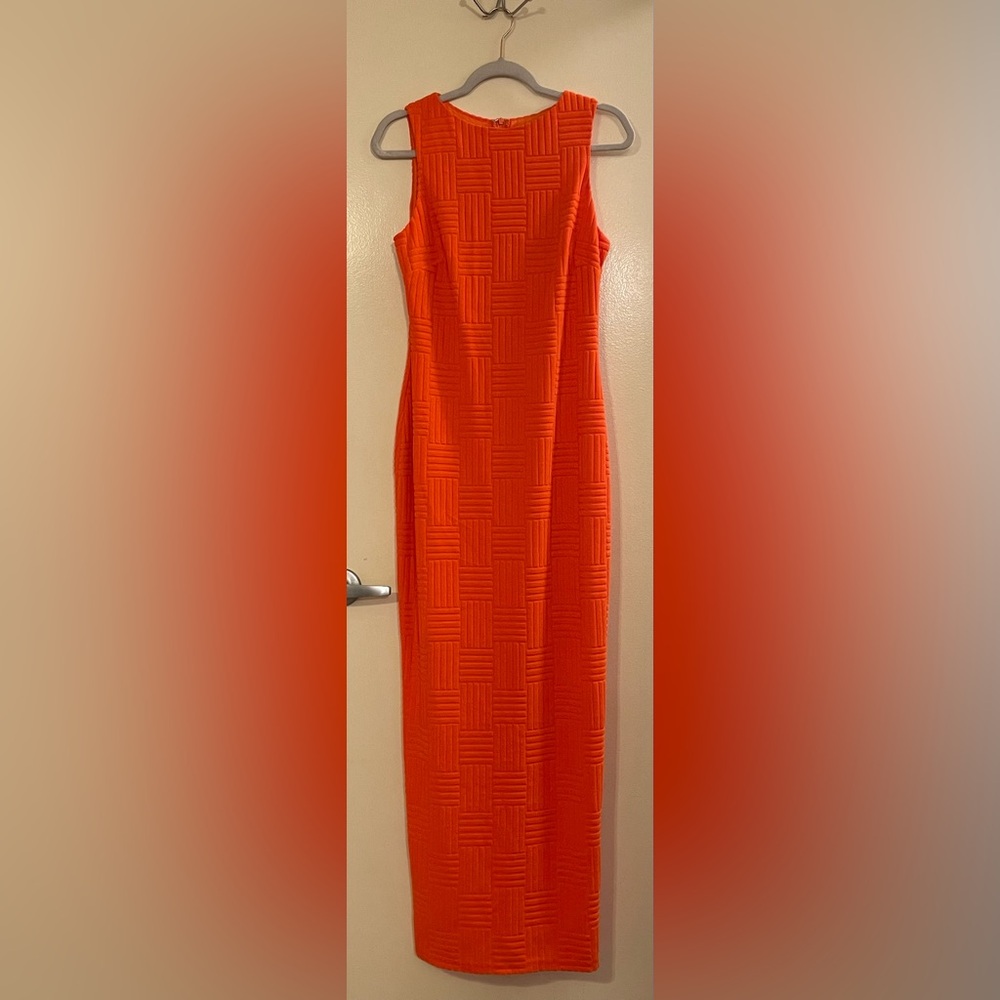 SELFIE LESLIE Catalina Island Sleeveless Maxi Dress in Orange - Picture 5 of 11